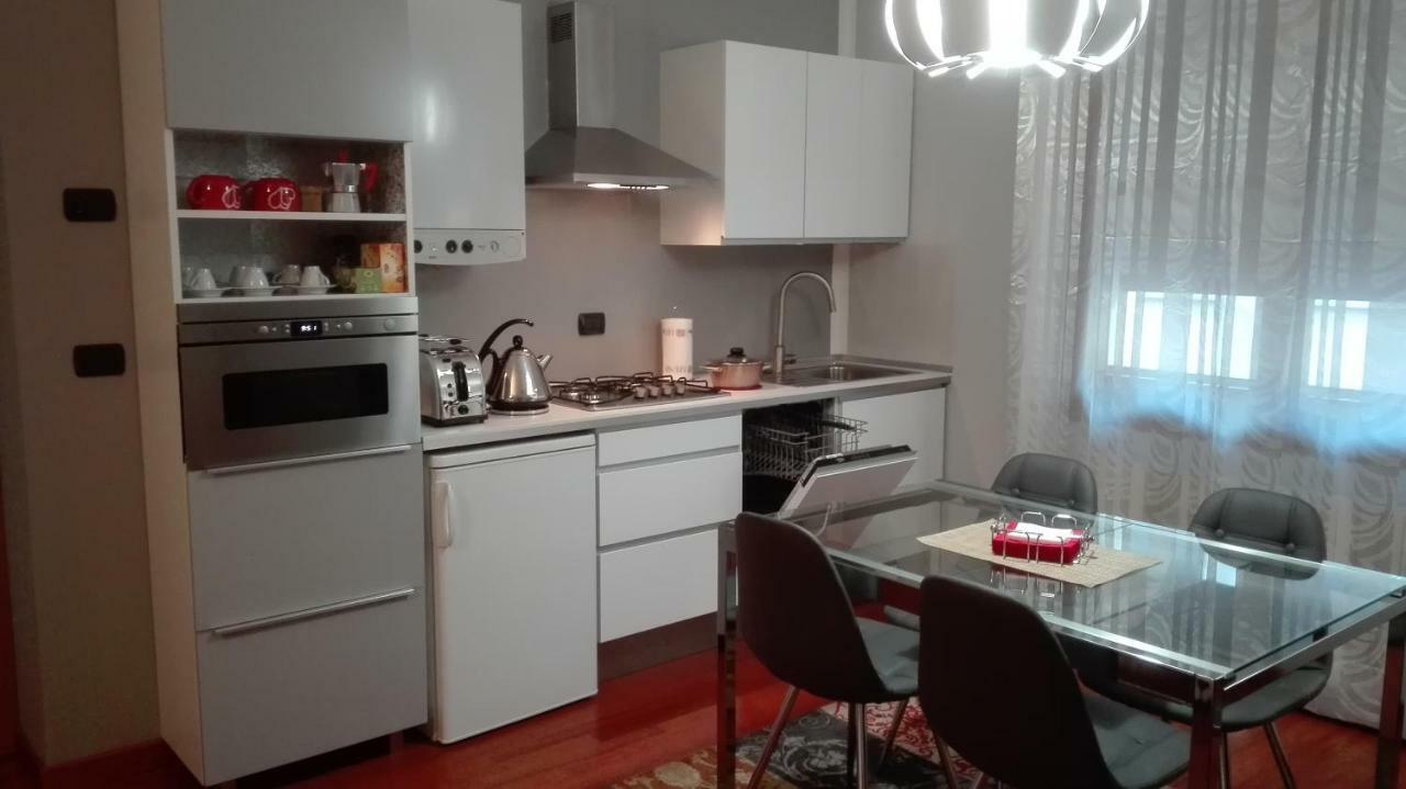Camera Con Vista Este Apartment Luaran gambar